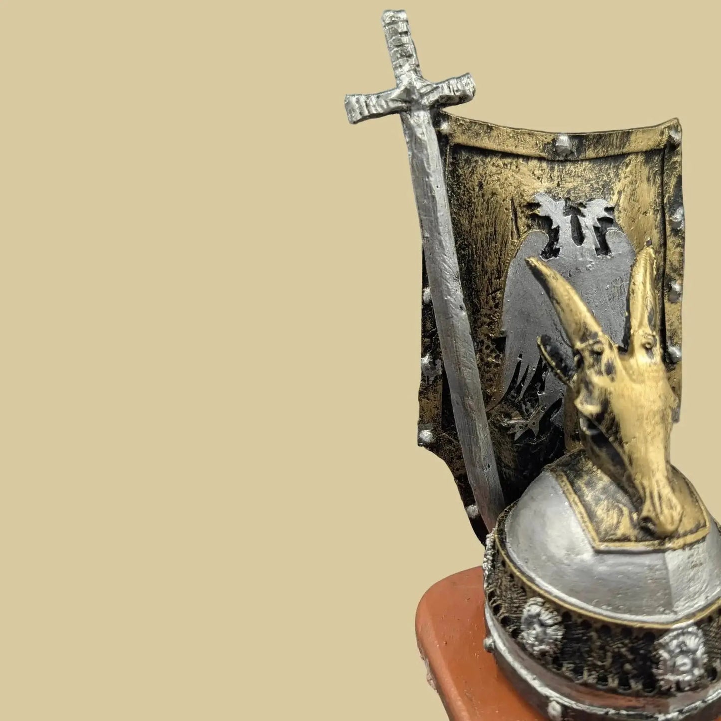 Helm, Schild & Schwert - Skanderbeg Dekoration - Albanien Shop