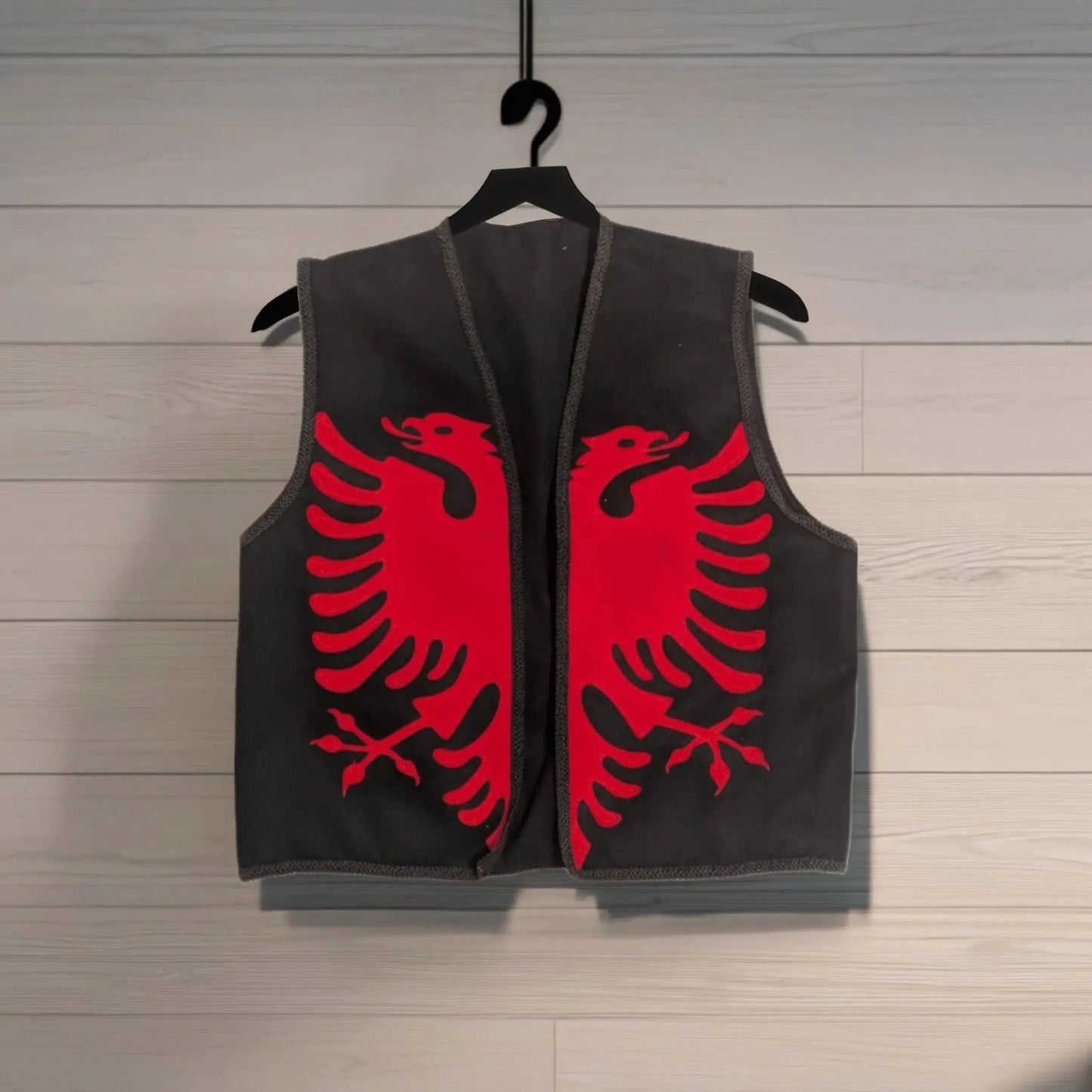 Traditionelle Weste Doppelkopfadler Schwarz Rot One Size - Albanien Shop