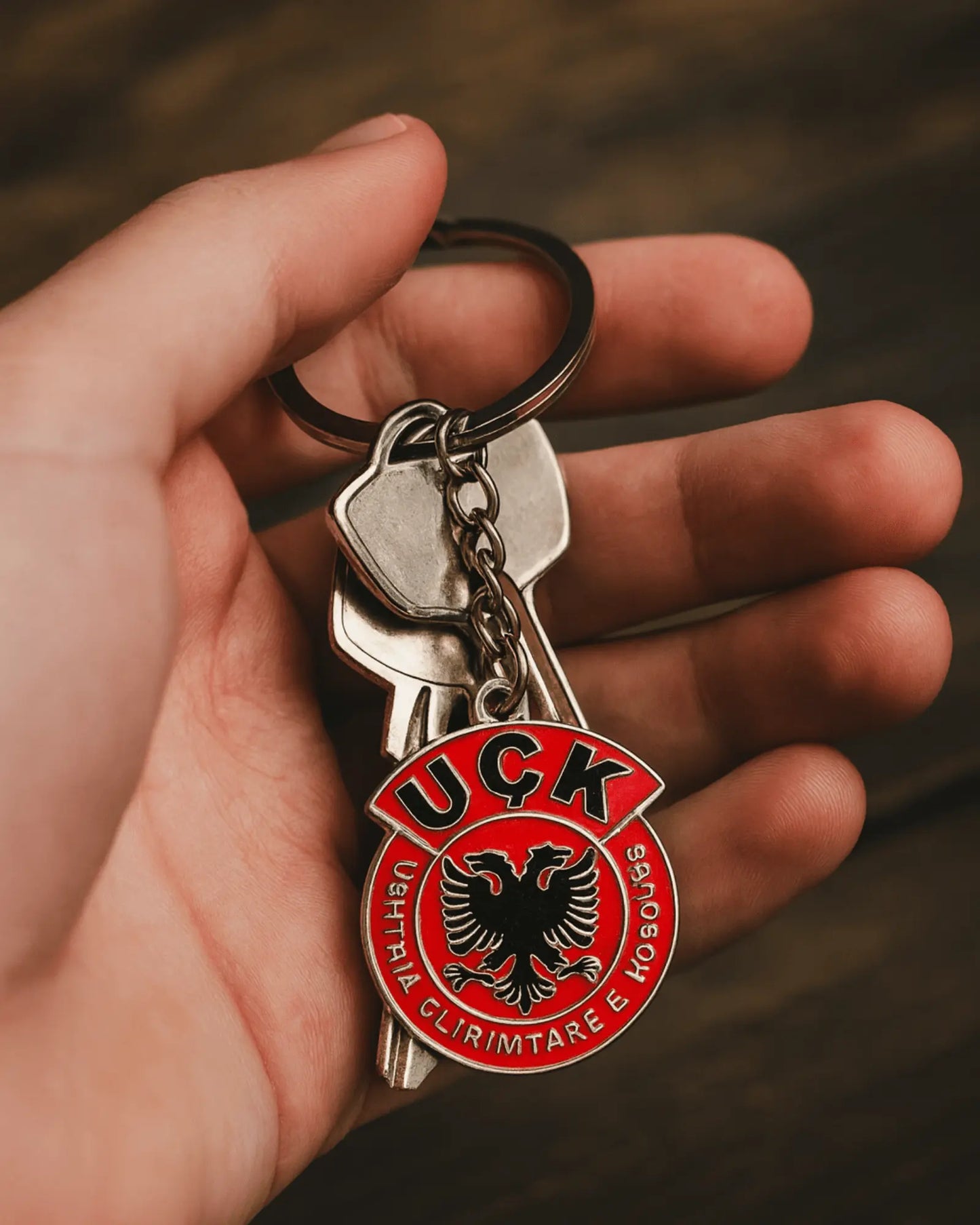 UCK Schlüsselanhänger - Albanischer Adler - Ushtria Çlirimtare e Kosovës - Premium Metall Anhänger - Albanien Shop