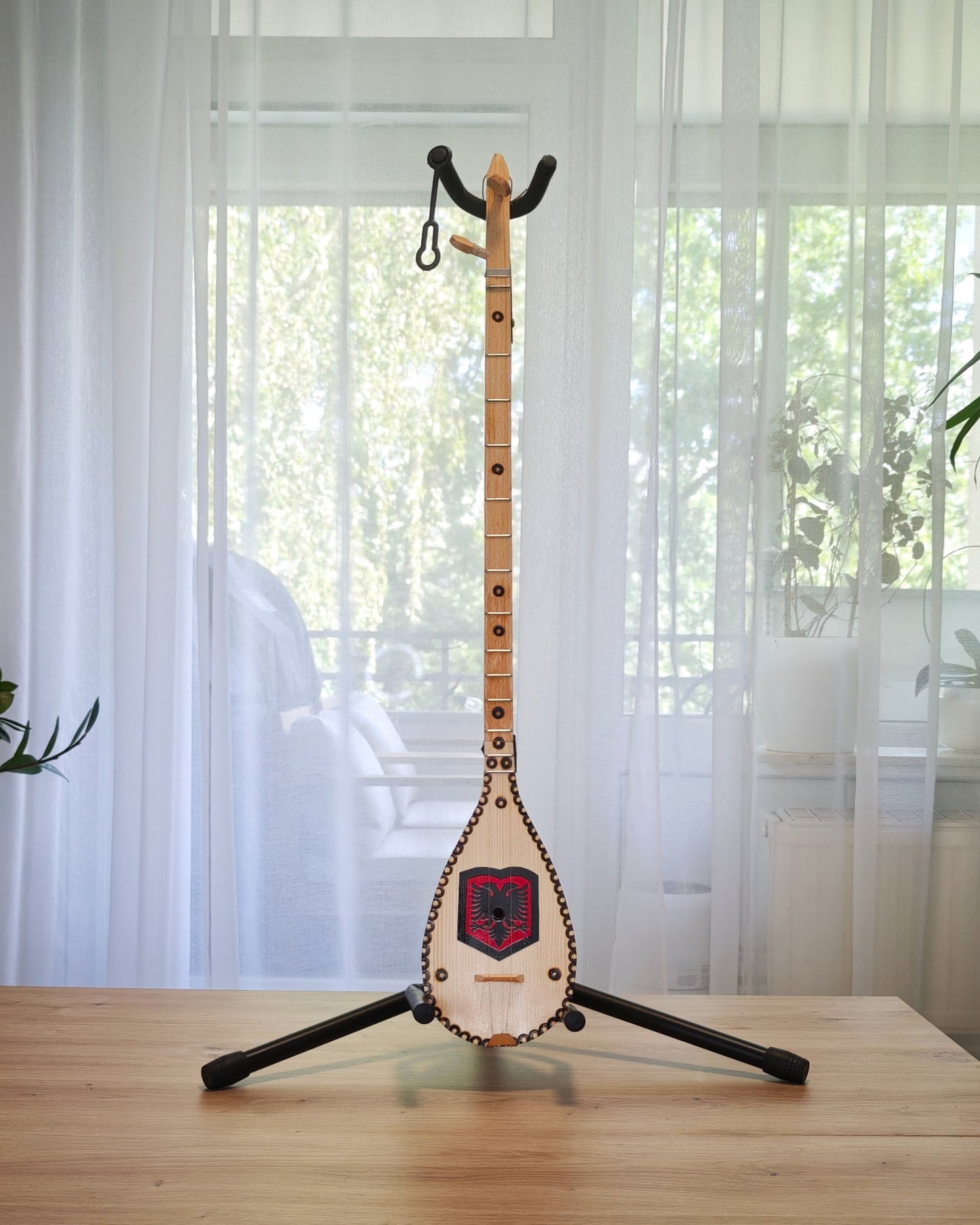 Handgefertigte Qifteli, perfekt für traditionelle Musik (M, ca. 80 cm) - Albanien Shop