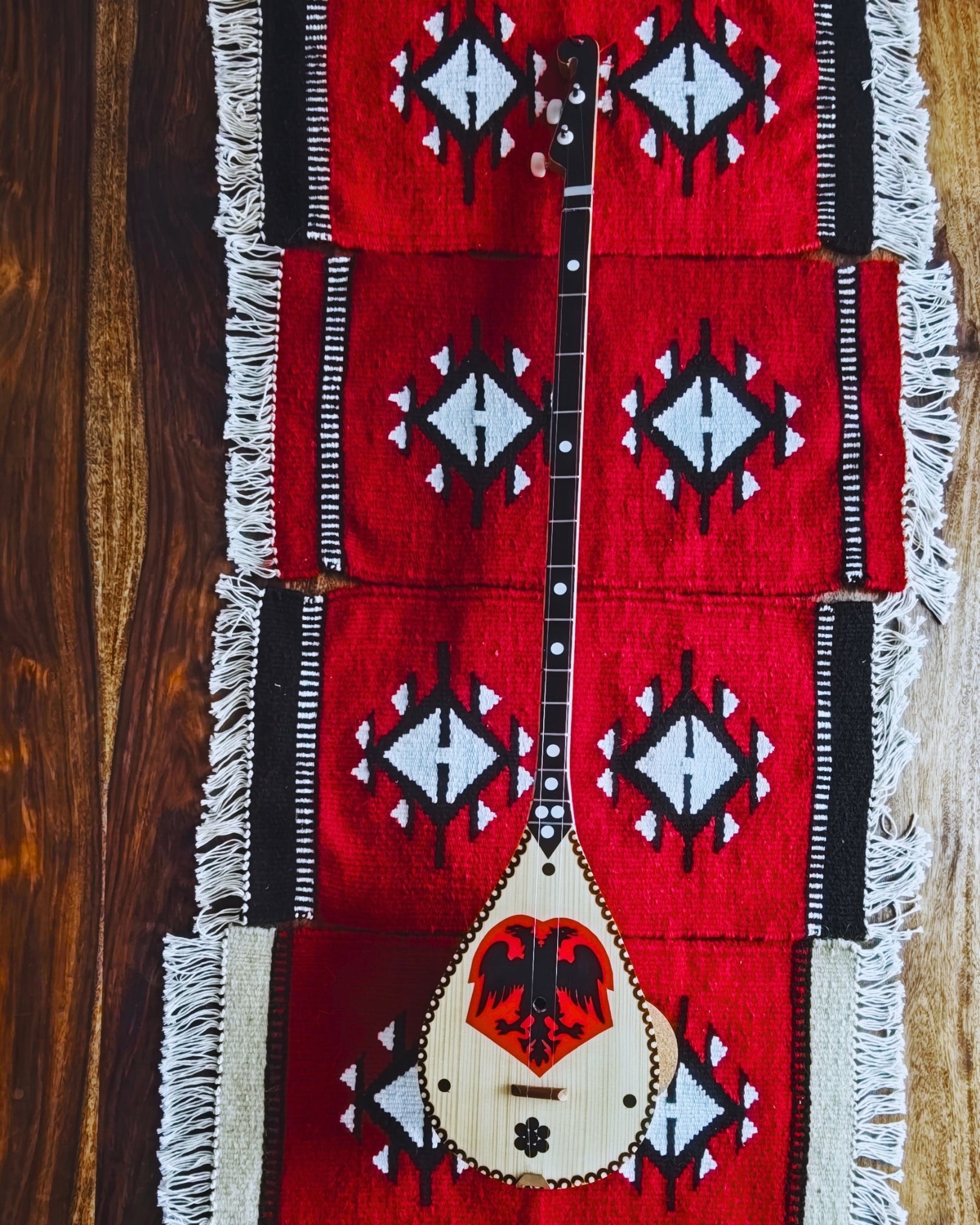 Handgefertigte Qifteli, perfekt für traditionelle Musik (XL, ca. 100 cm) - Albanien Shop