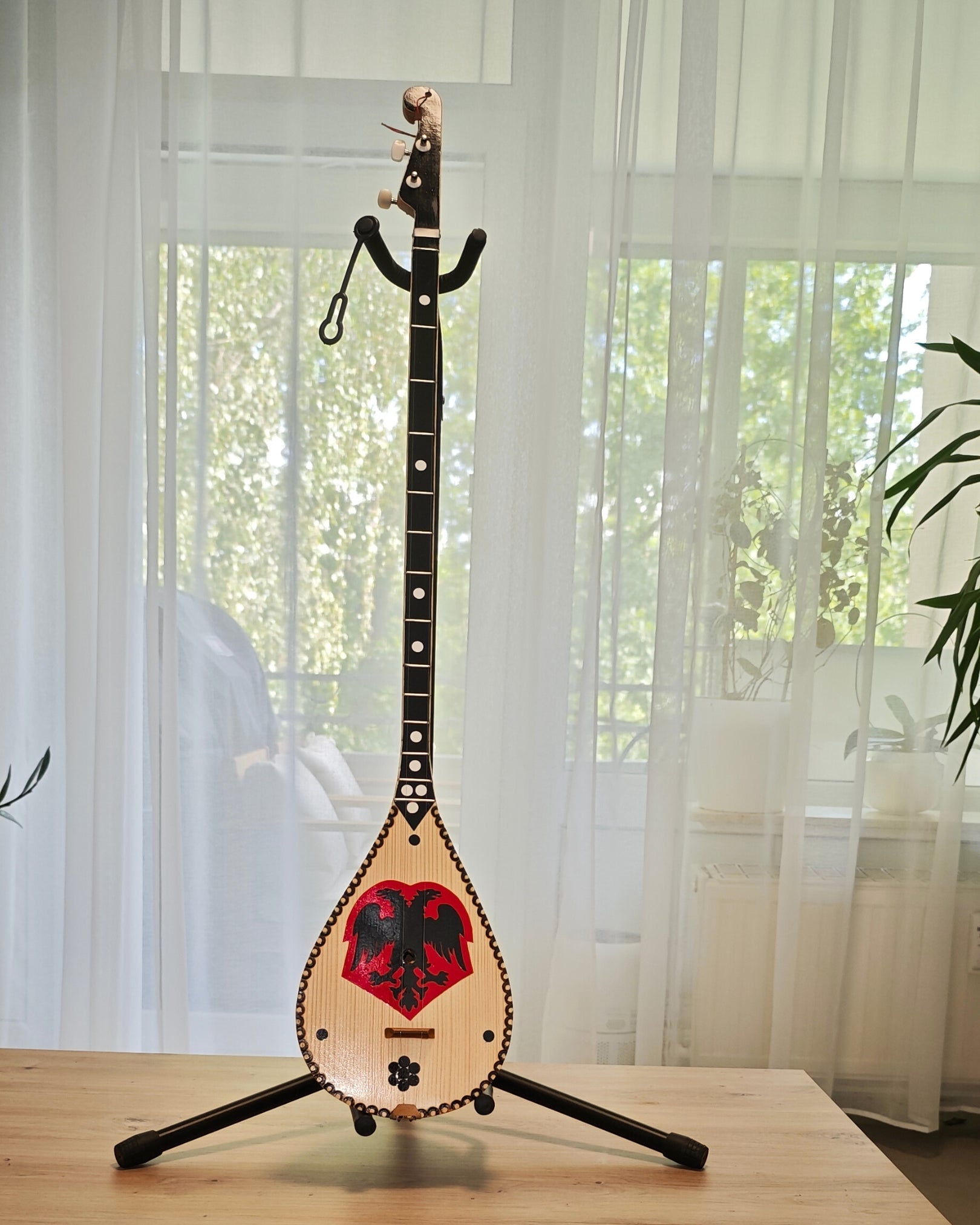 Handgefertigte Qifteli, perfekt für traditionelle Musik (XL, ca. 100 cm) - Albanien Shop
