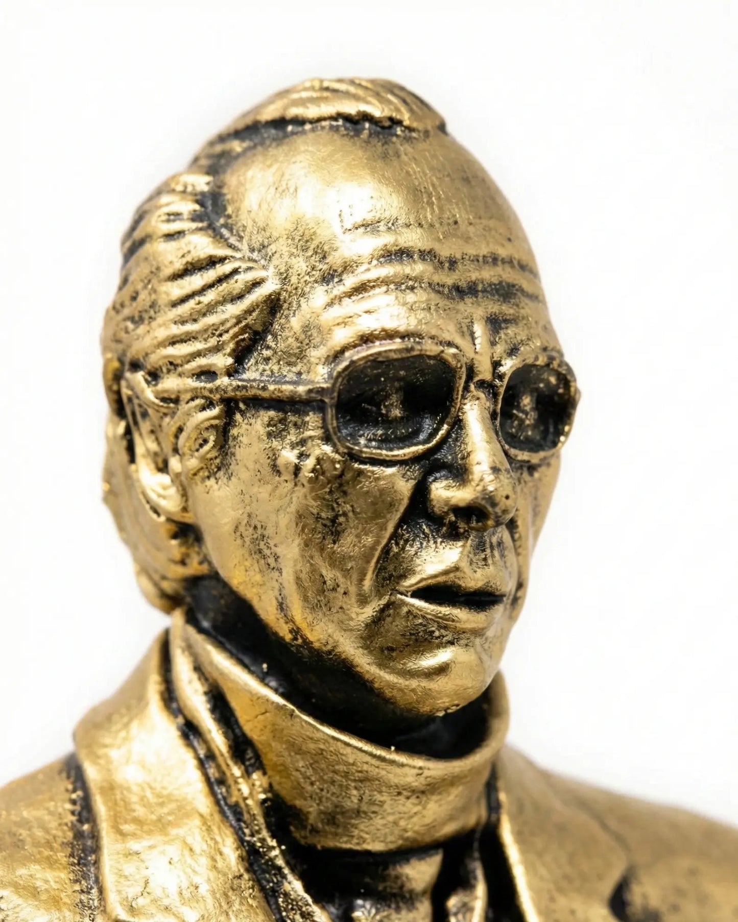 Ibrahim Rugova Statue – L 250mm - Albanien Shop