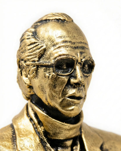 Ibrahim Rugova Statue – L 250mm - Albanien Shop