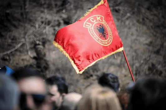 Made in Albania Flagge UÇK Flagge Premium 90 x 150 cm