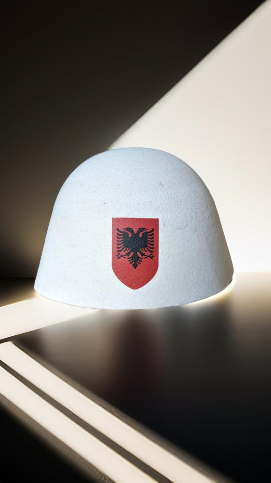 Made in Albania Hüte Plis Emblem (Kosova)