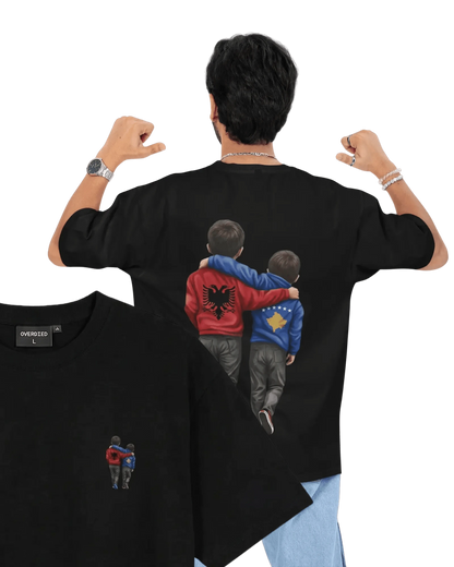 Na jemi Nje Oversized T-Shirt Universal 1 - Vorverkauf - Albanien Shop