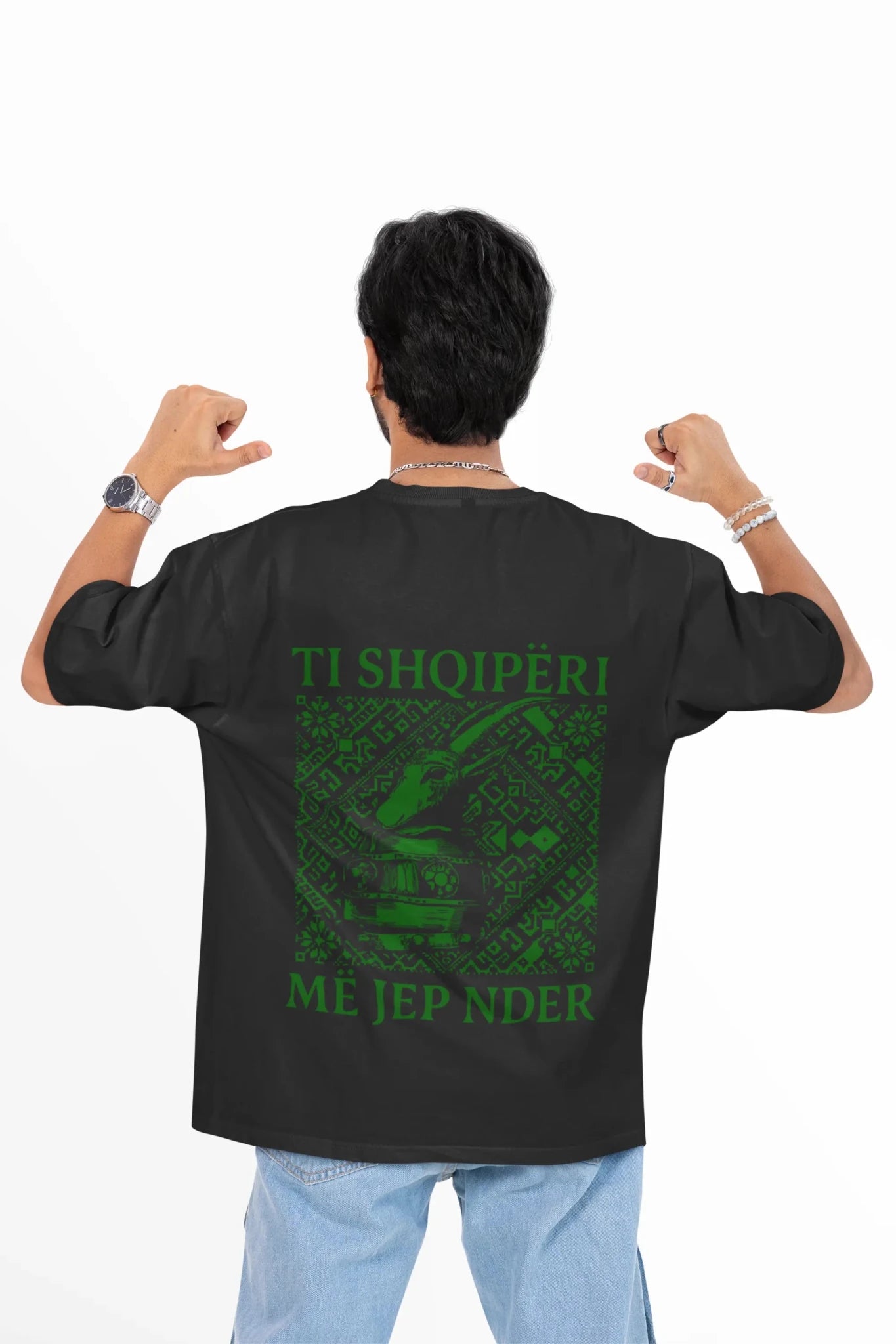 Na jemi Nje Oversized T-Shirt Universal Ndera - Vorverkauf - Albanien Shop