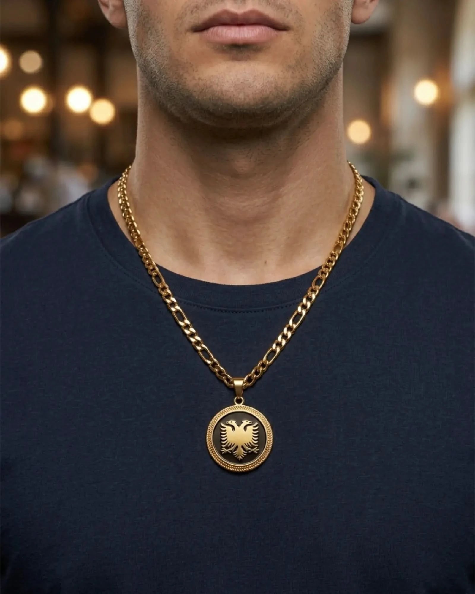 Shqiponja Medaillon Halskette Gold Schwarz – Albanischer Doppelkopfadler Figaro - Kette | Albanien Schmuck - Albanien Shop