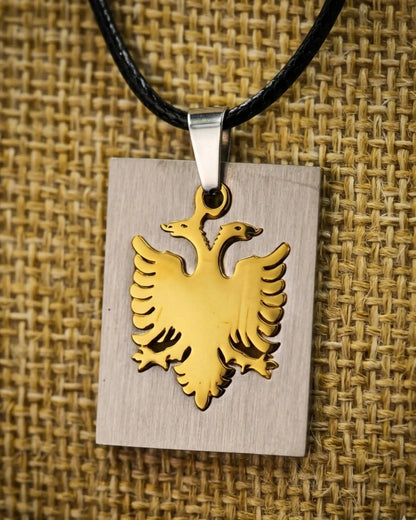 Shqiponja Tag Halskette – Albanischer Doppelkopfadler Platte an Kordel | Albanien Schmuck - Albanien Shop