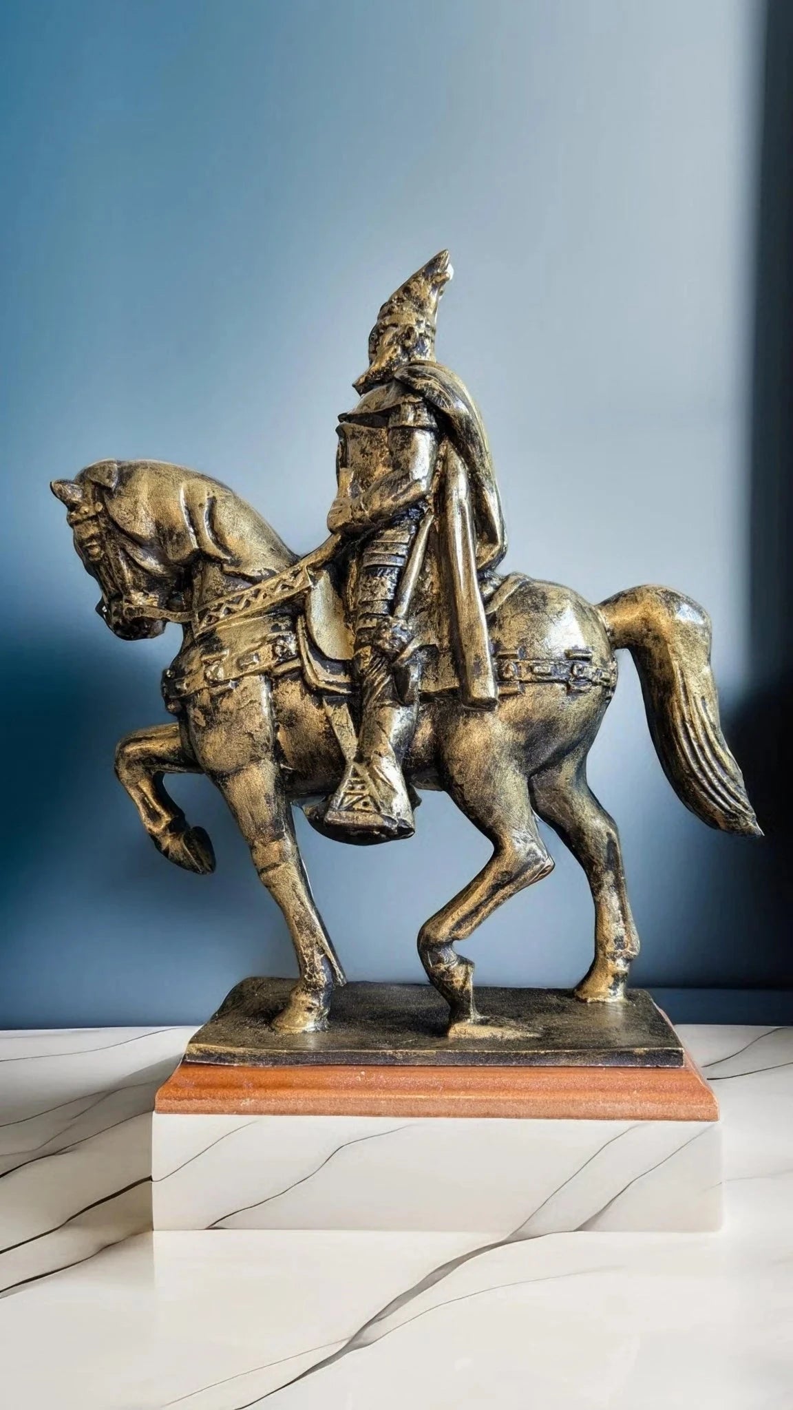 Skenderbeu Skulptur - Albanien Shop