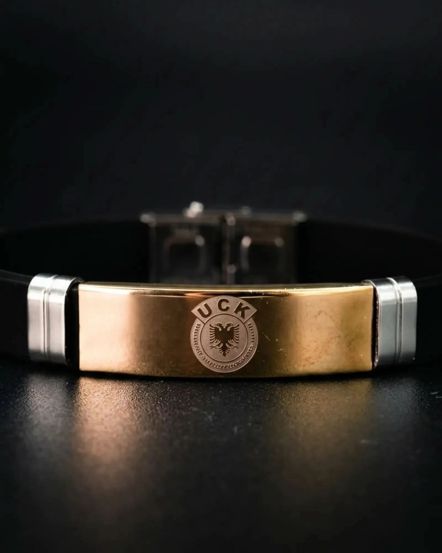 UCK Armband mit Doppeladler Emblem – Kosovo Schmuckarmband | Schwarz & Goldfarben - Albanien Shop