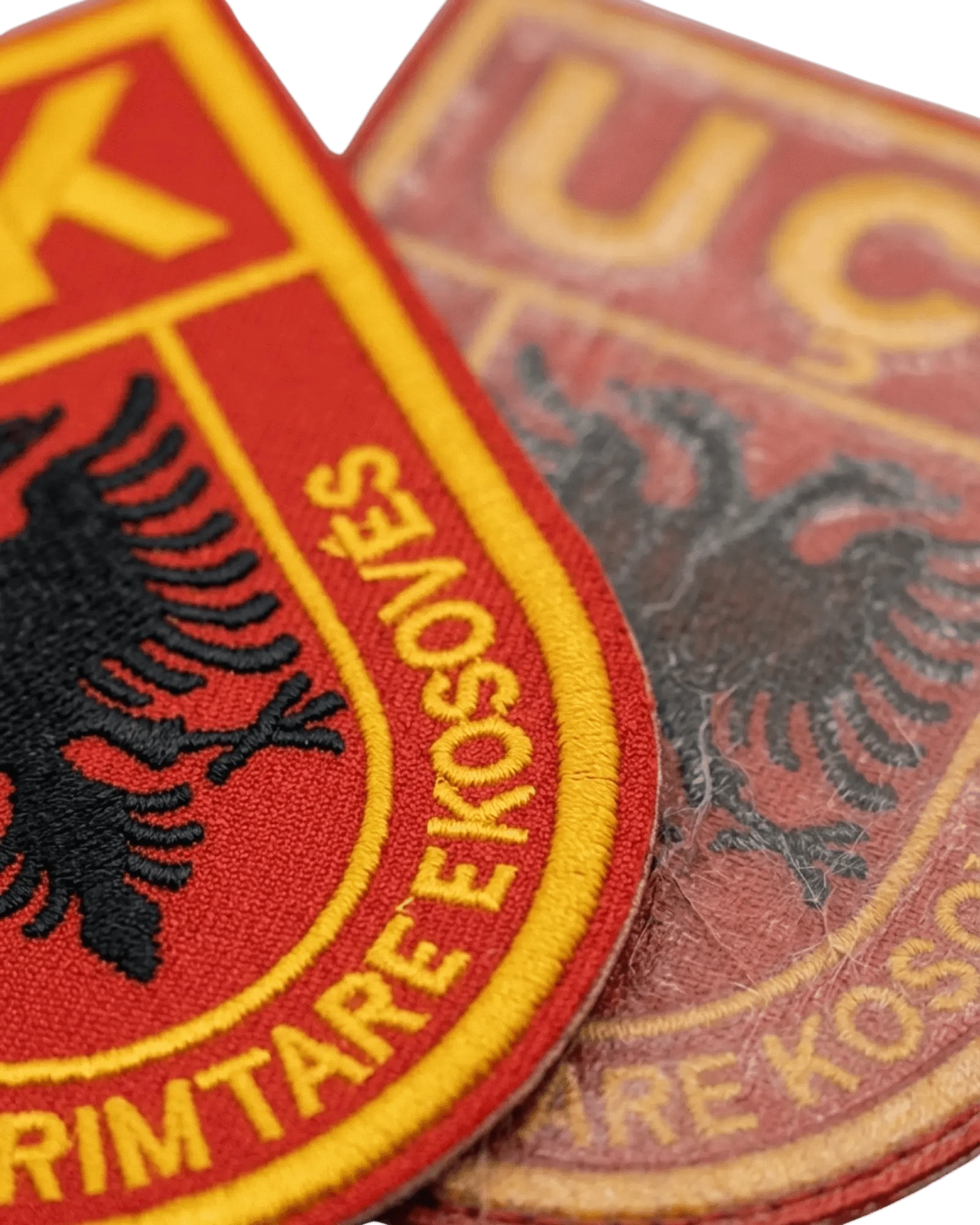 UCK Aufbuegel - Patch mit Doppeladler – Gestickter Aufnaeheer Kosovo | Rund & Wappen - Albanien Shop